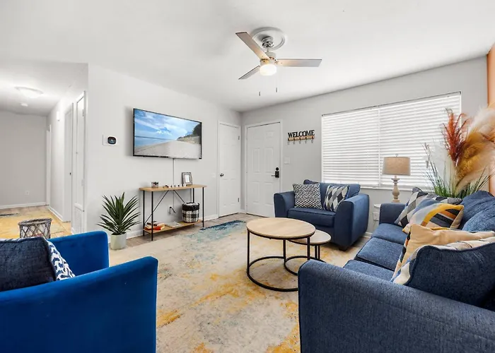 Newly Designed Ranch House | Backyard & Bbq Grill * Pensacola